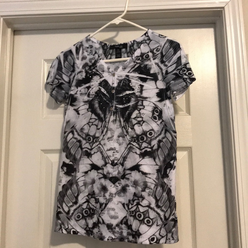 t-shirt - Picture 1 of 1